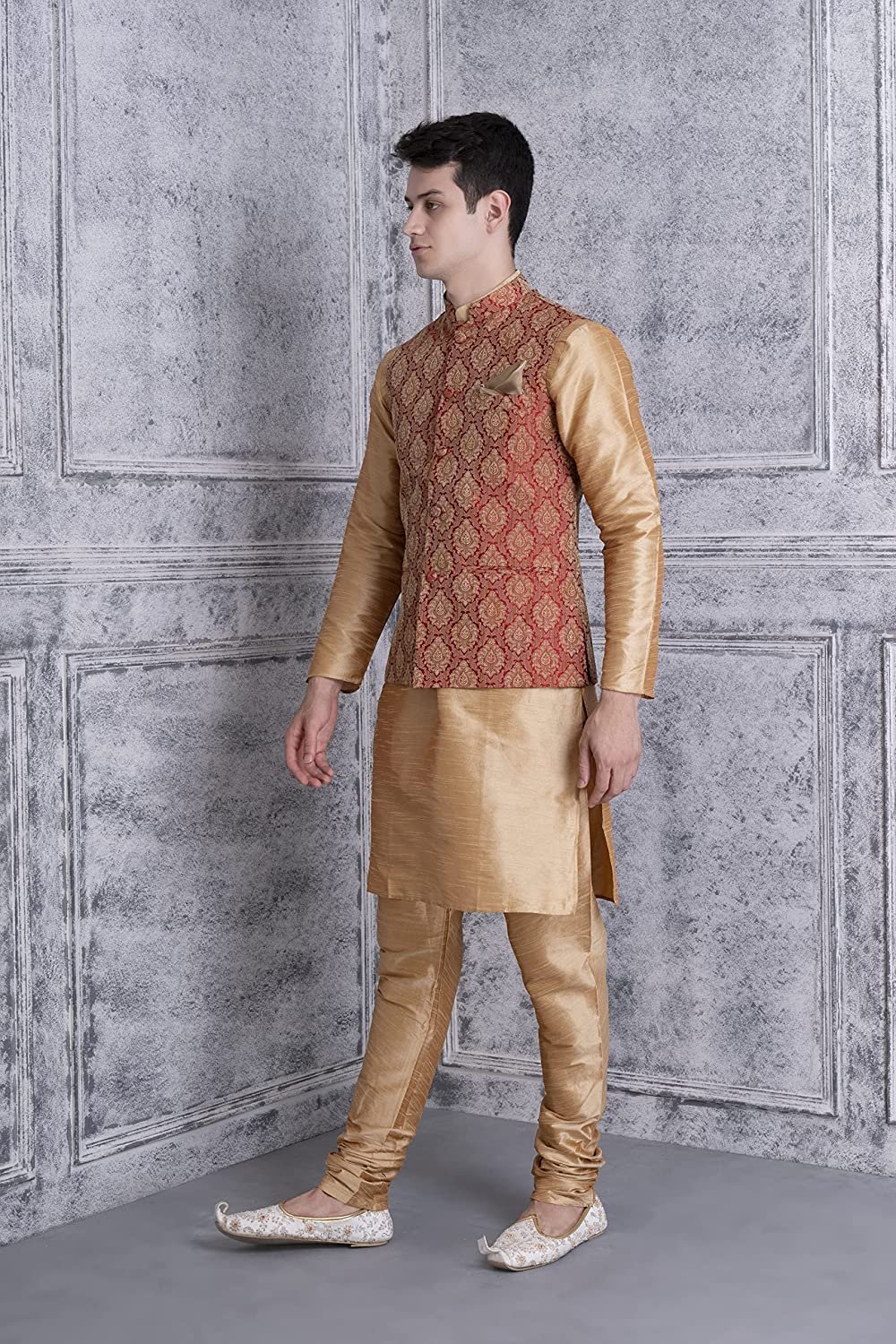 Men's Kurta Churidar Pyjama with Bundi Nehru Jacket - Image 3